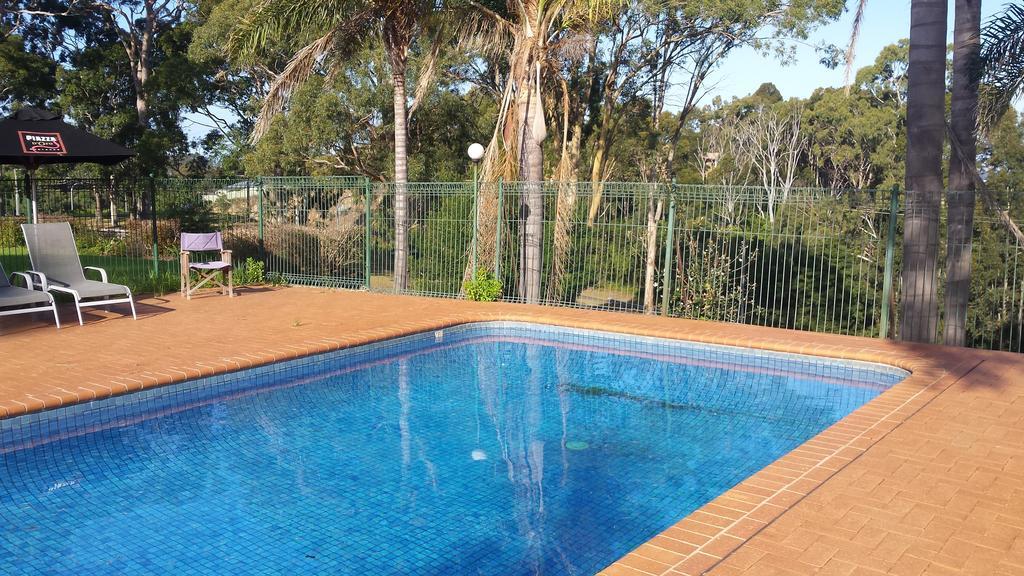 Bay Waters Holiday Resort Бейтманс Бей Екстериор снимка